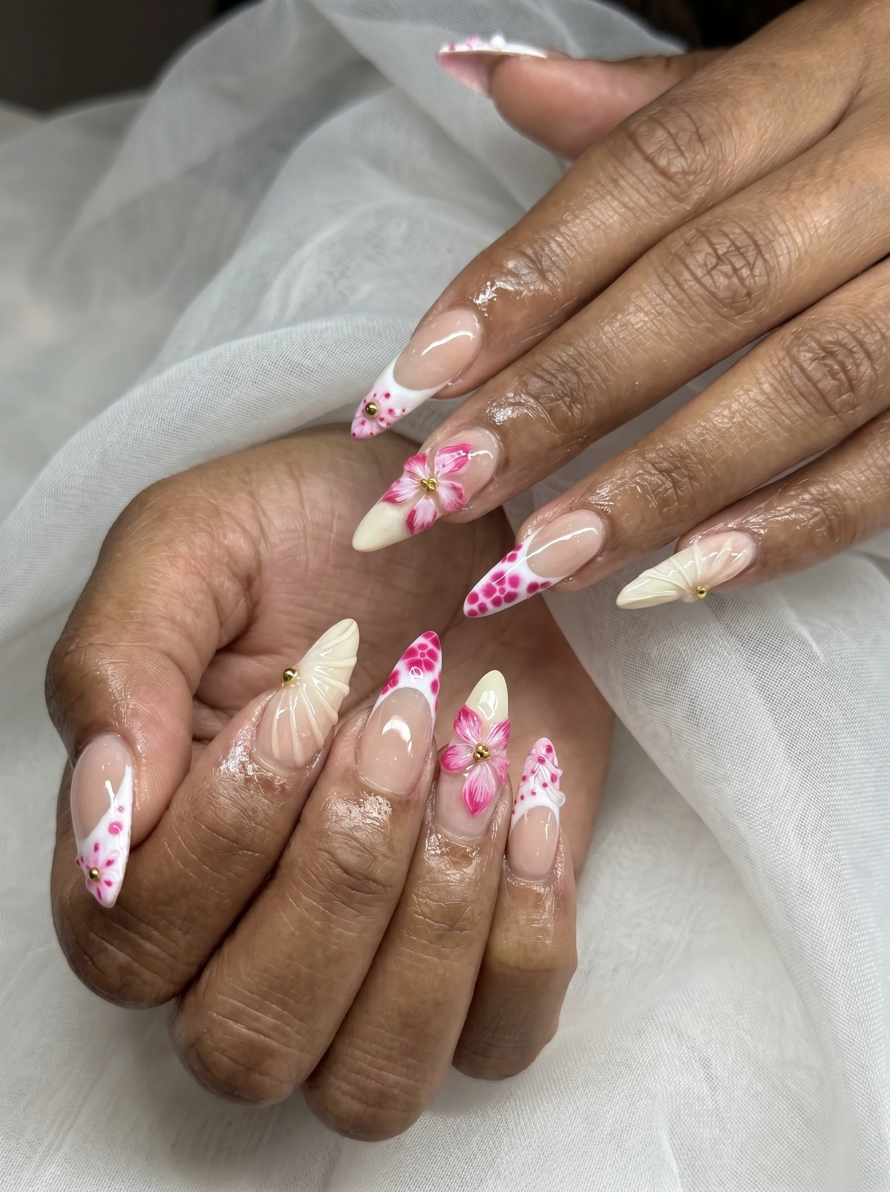 Lee Nails and Spa